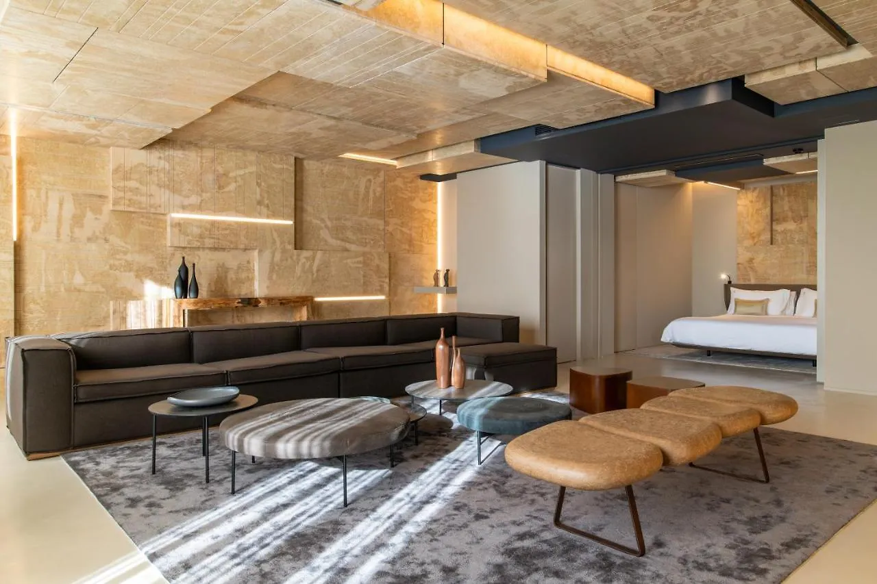 Hotel Iniala Harbour House La La Valletta 5*,